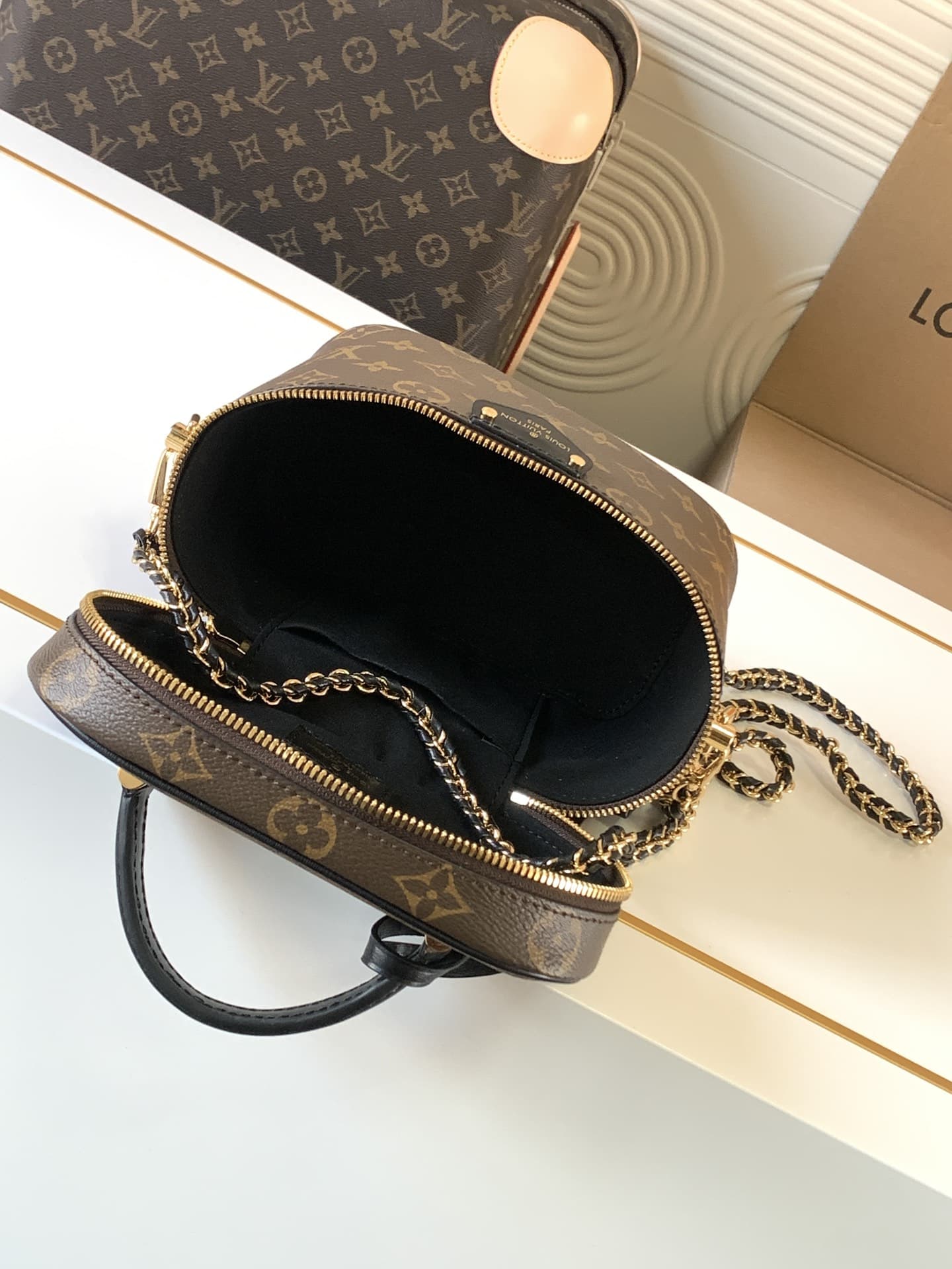 Louis Vuitton Vanity PM Makeup Bag M47128