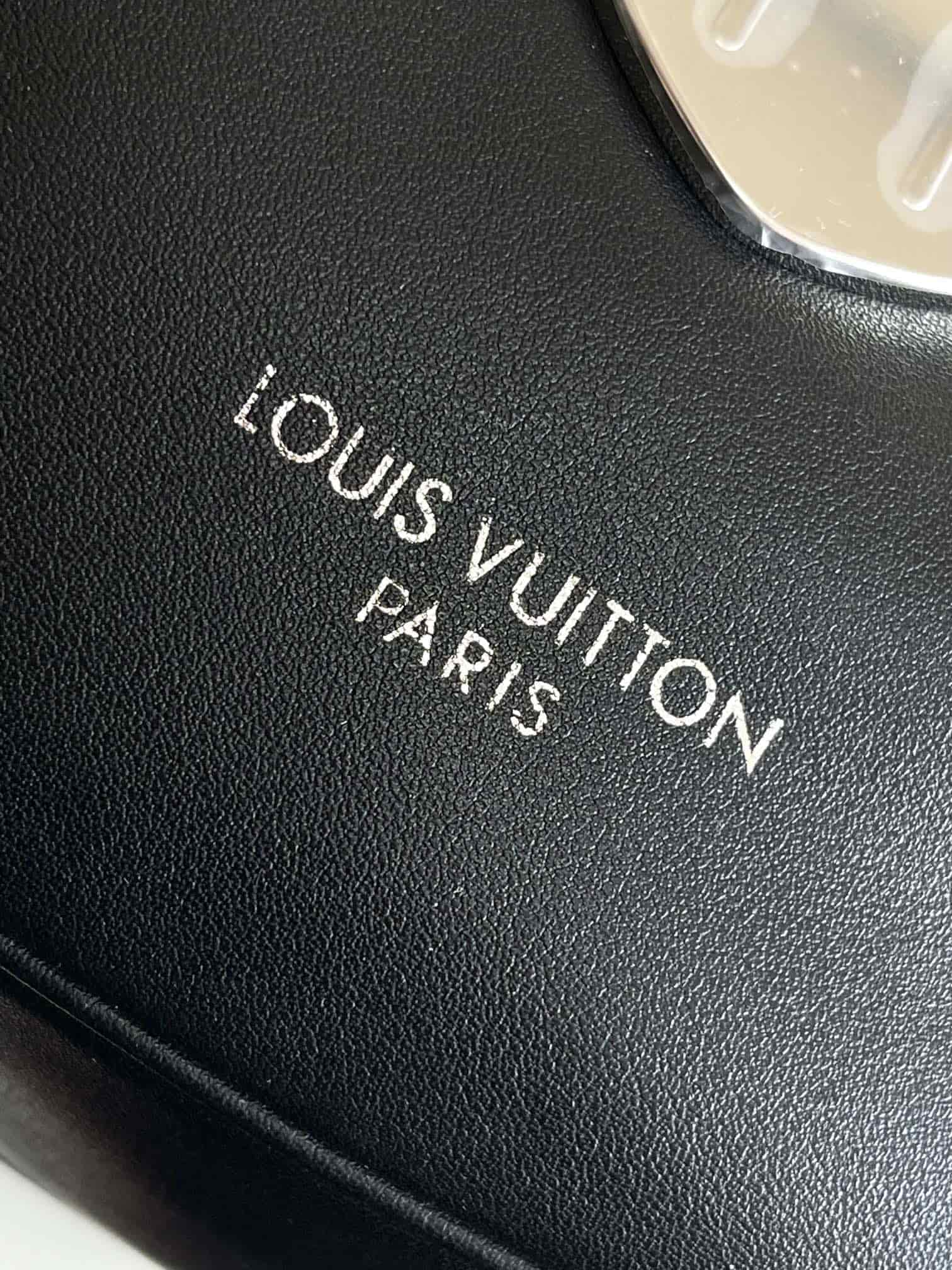 Louis Vuitton Sunset Vibe Handbag M12192