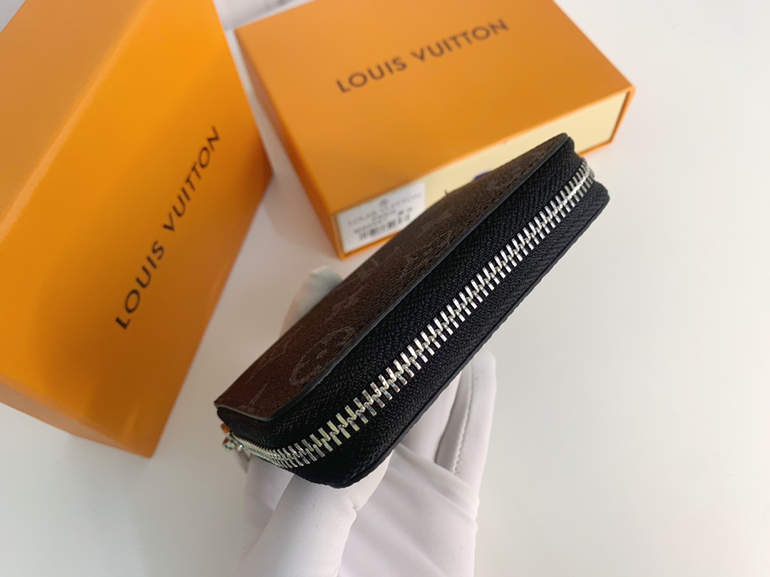 Louis Vuitton Zippy Coin Purse Wallet  Black M60067