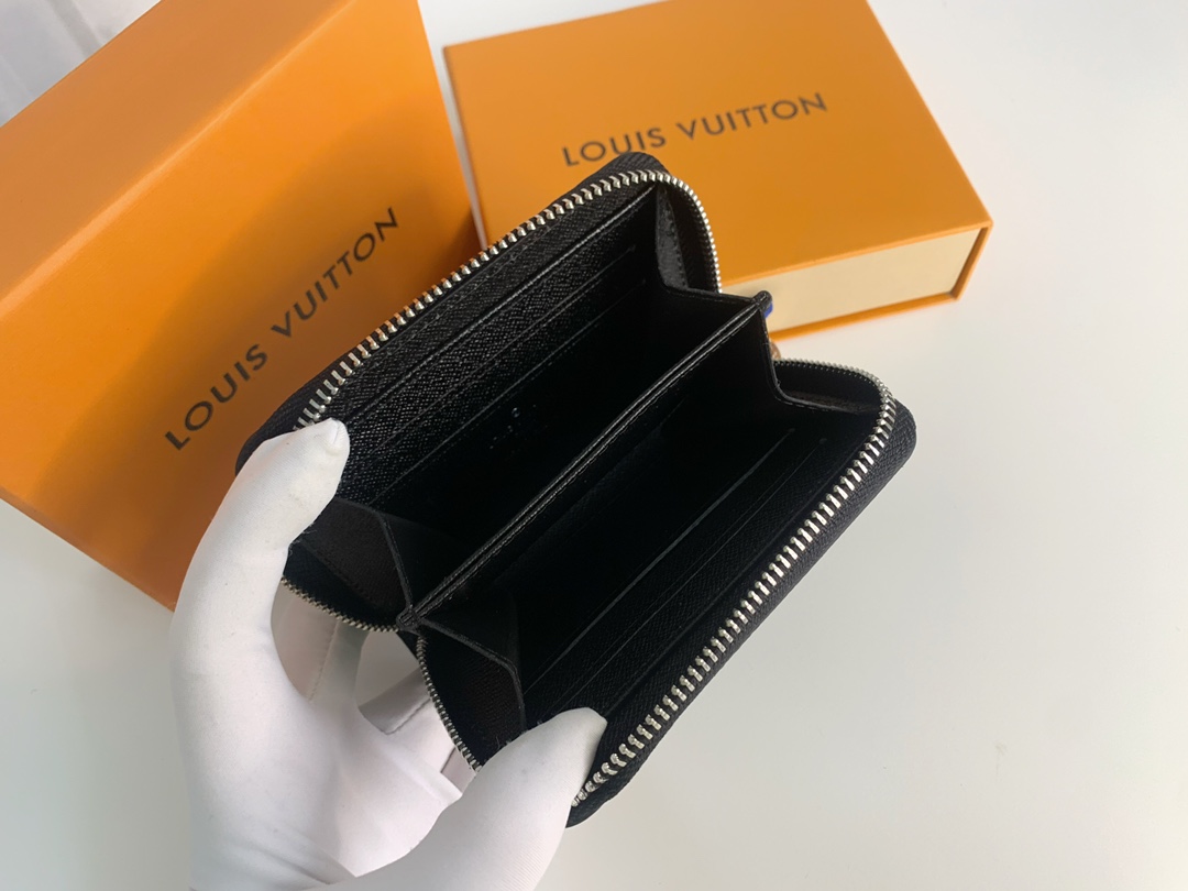 Louis Vuitton Zippy Coin Purse Wallet Solid Black M60067