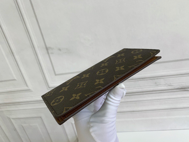 Louis Vuitton Brazza Wallet  M66540