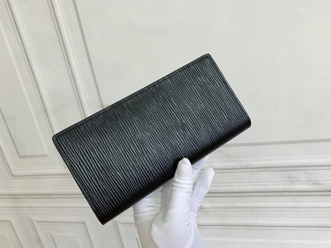 Louis Vuitton Brazza Wallet Black M60622