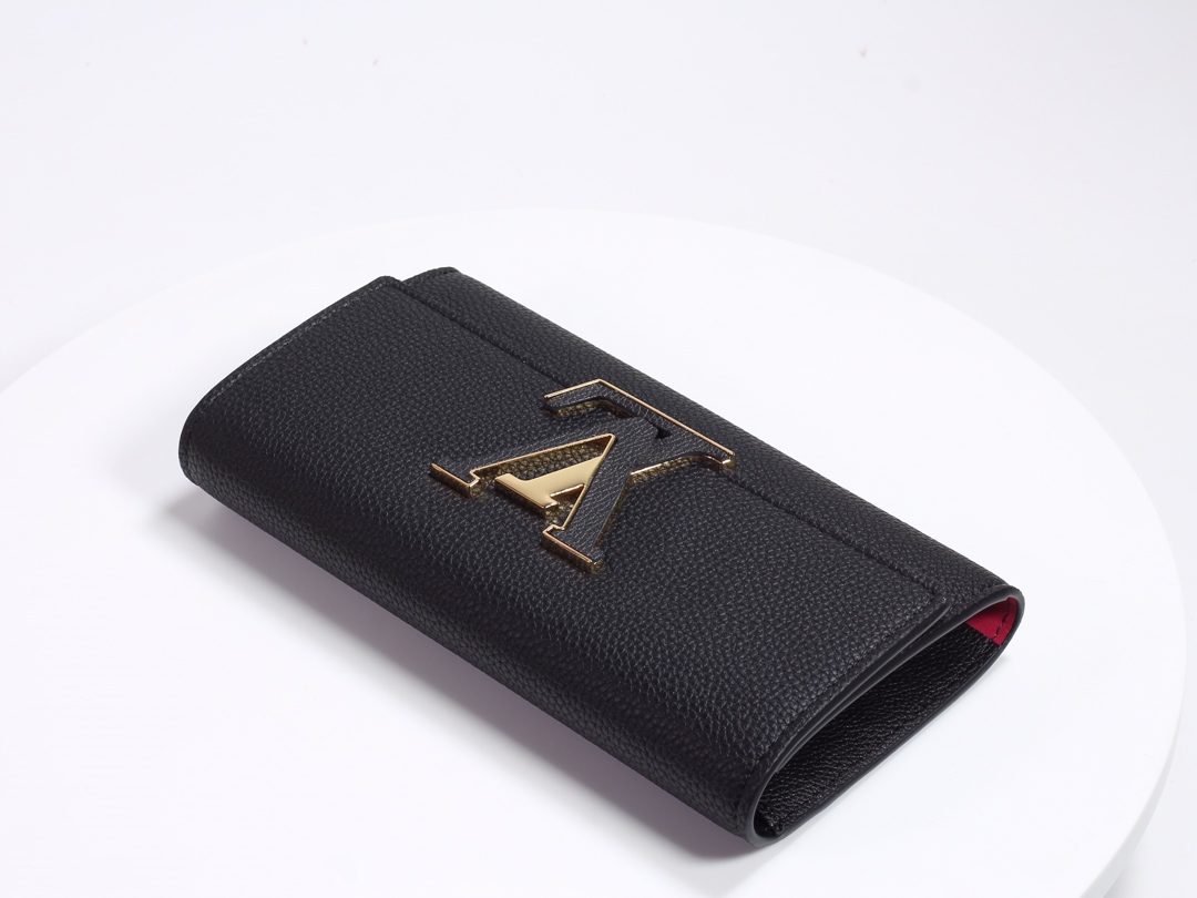 Louis Vuitton Capucines Wallet Black M61248