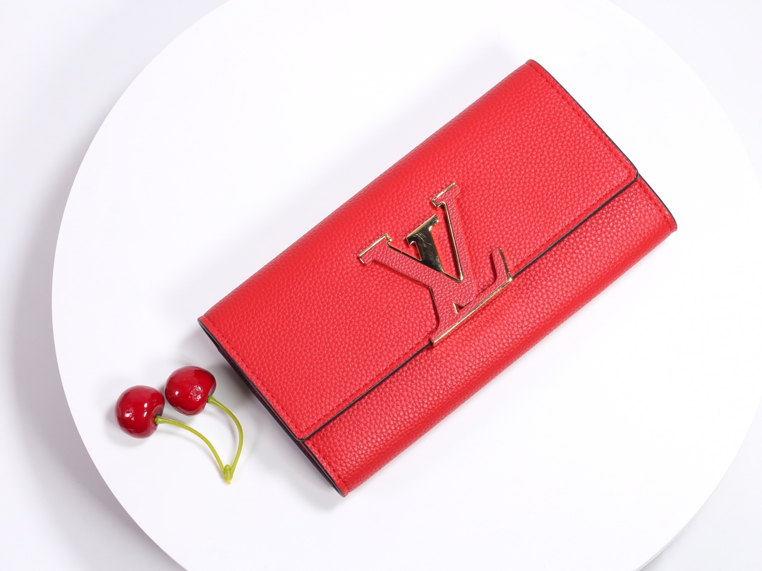 Louis Vuitton Capucines Wallet Red M61248