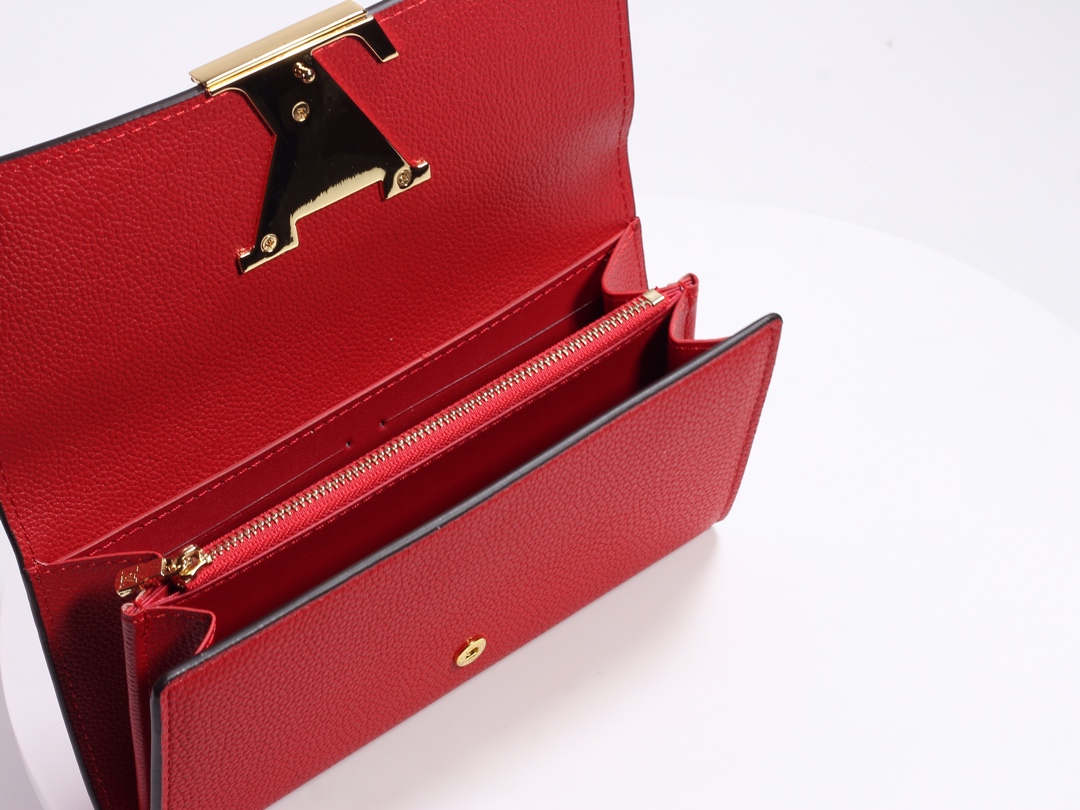 Louis Vuitton Capucines Wallet Red M61248