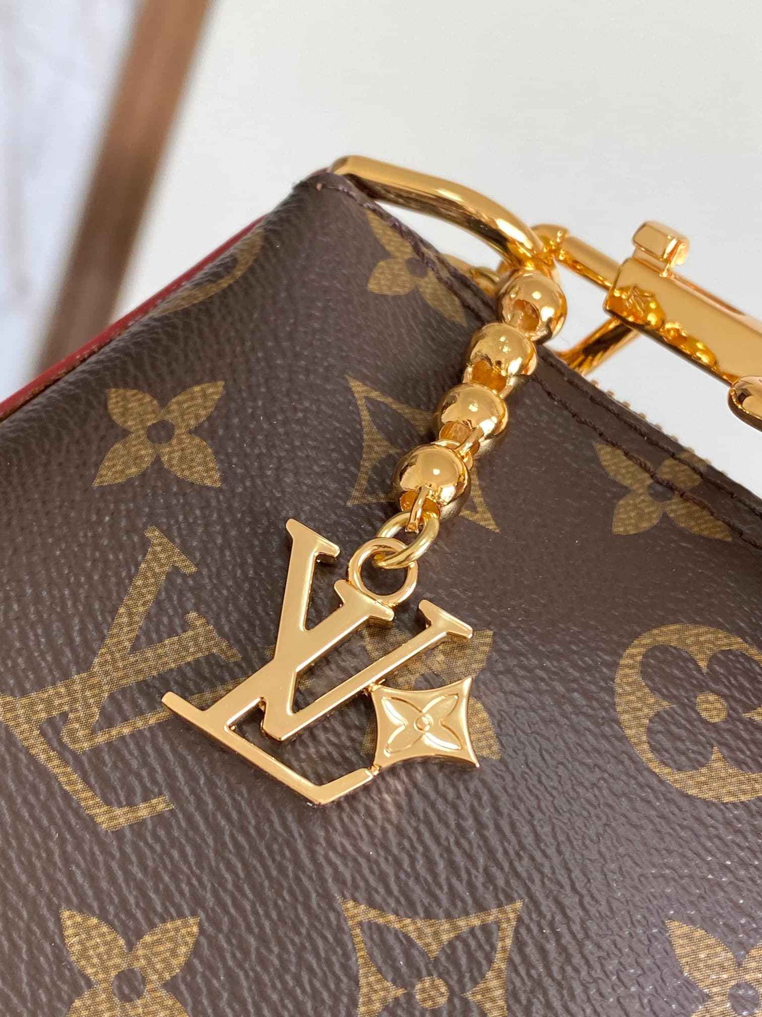 Louis Vuitton Métis Monogram Handbag M14018