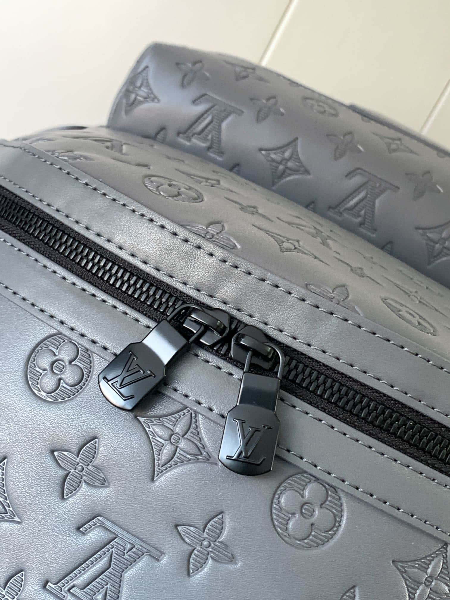 Louis Vuitton Discovery Backpack M46557