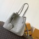 Louis Vuitton Blossom MM Handbag M21852