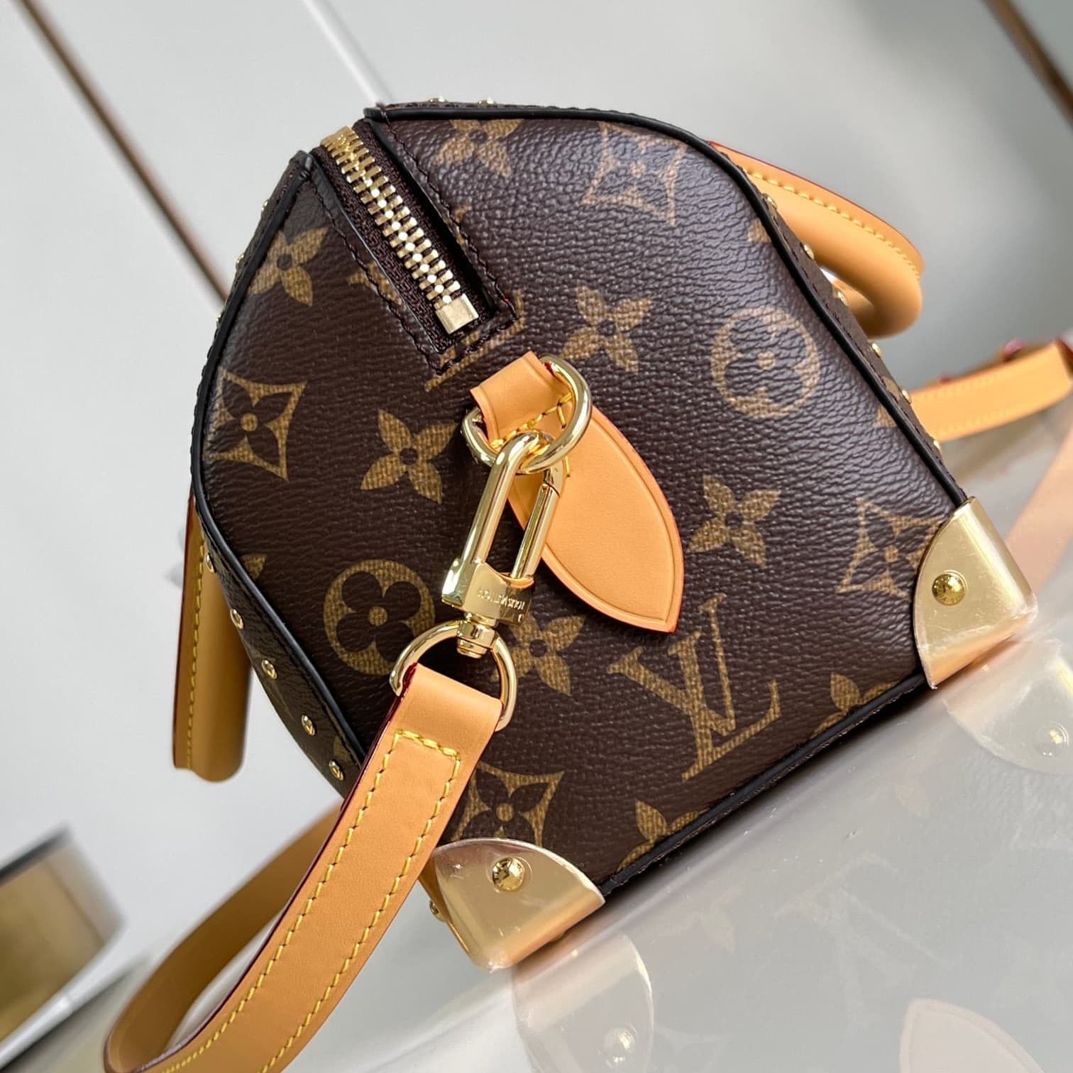 Louis Vuitton Speedy Trunk 20 Handbag M13146