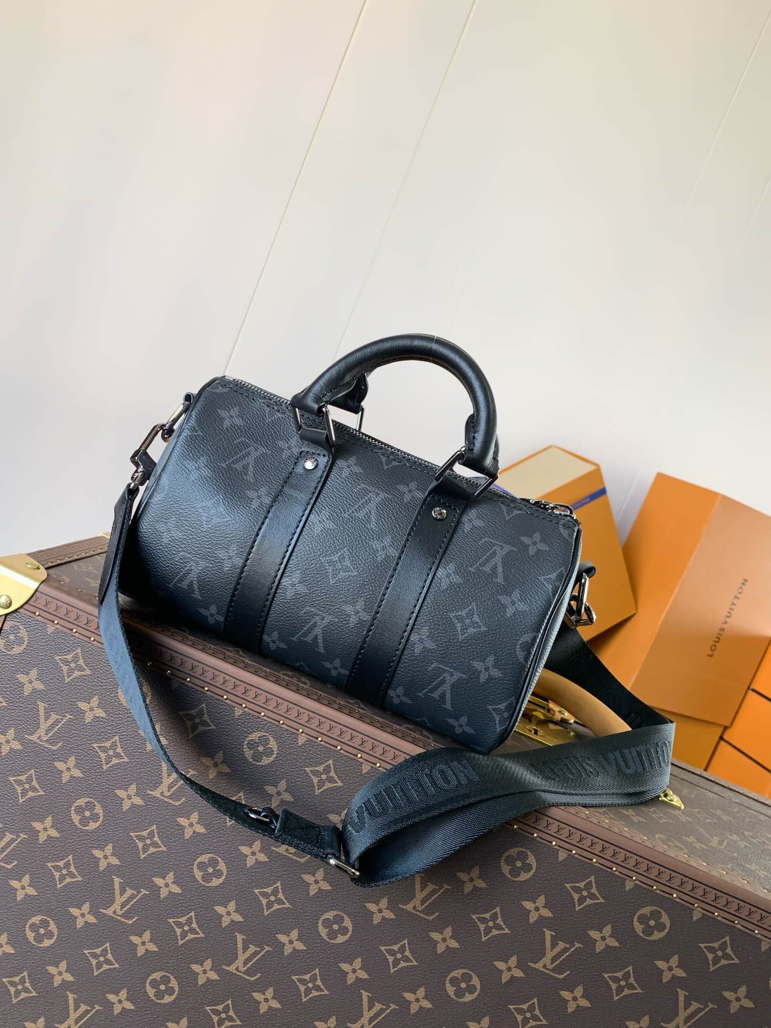 Louis Vuitton Keepall Bandoulière 25 Handbag M46271