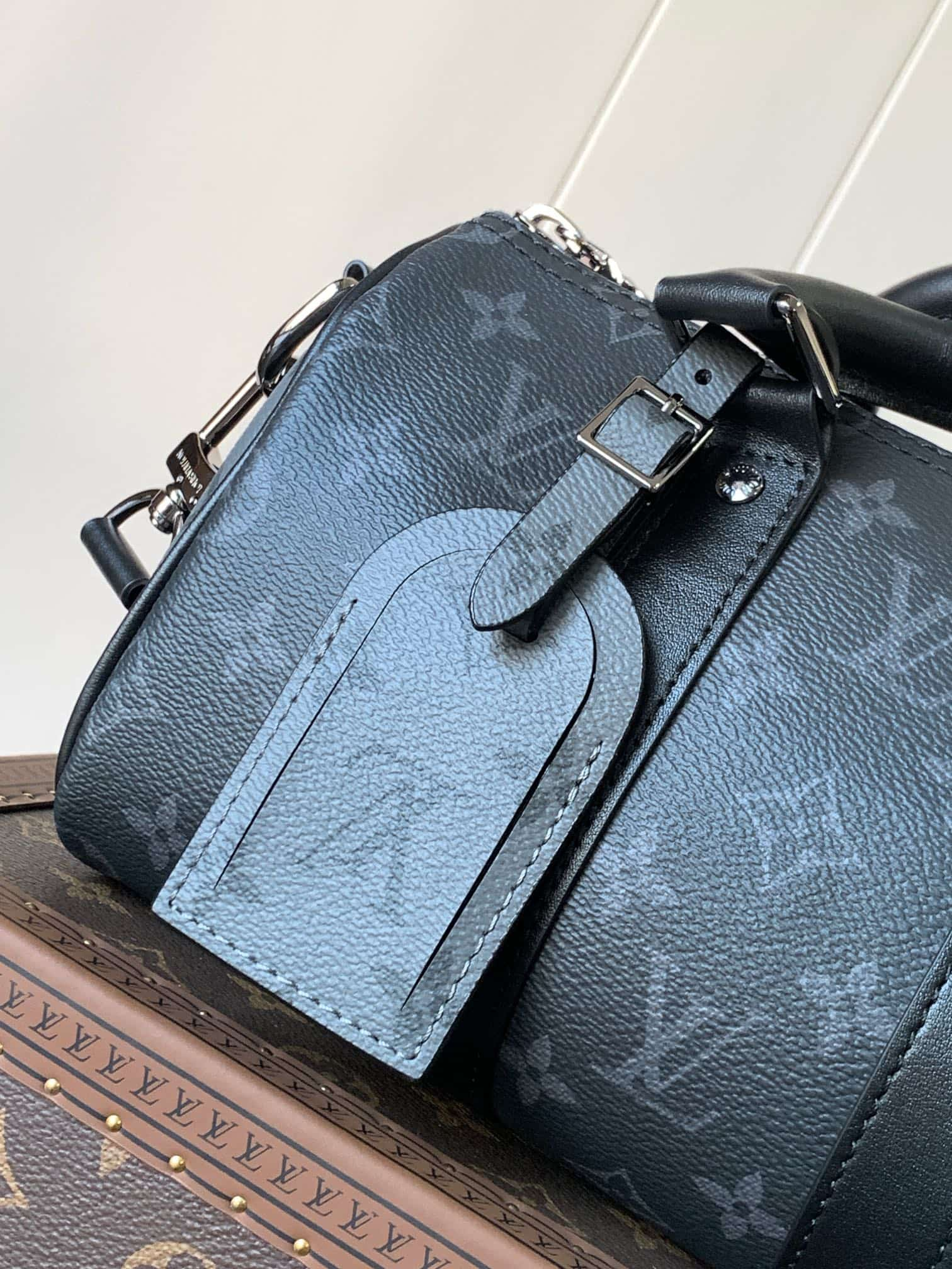 Louis Vuitton Keepall Bandoulière 25 Handbag M46271