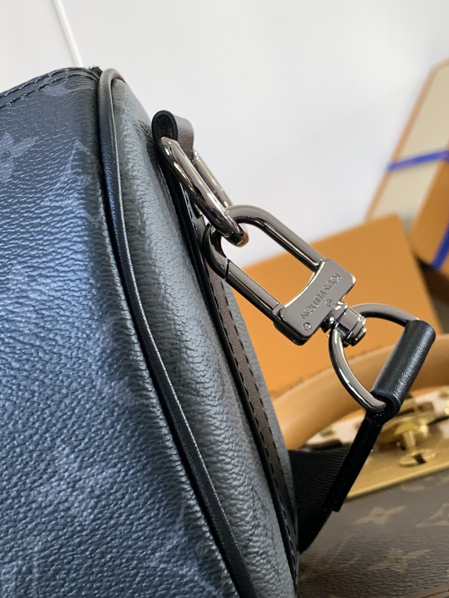 Louis Vuitton Keepall Bandoulière 25 Handbag M46271