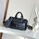 Louis Vuitton Keepall Bandoulière 25 Handbag M13988