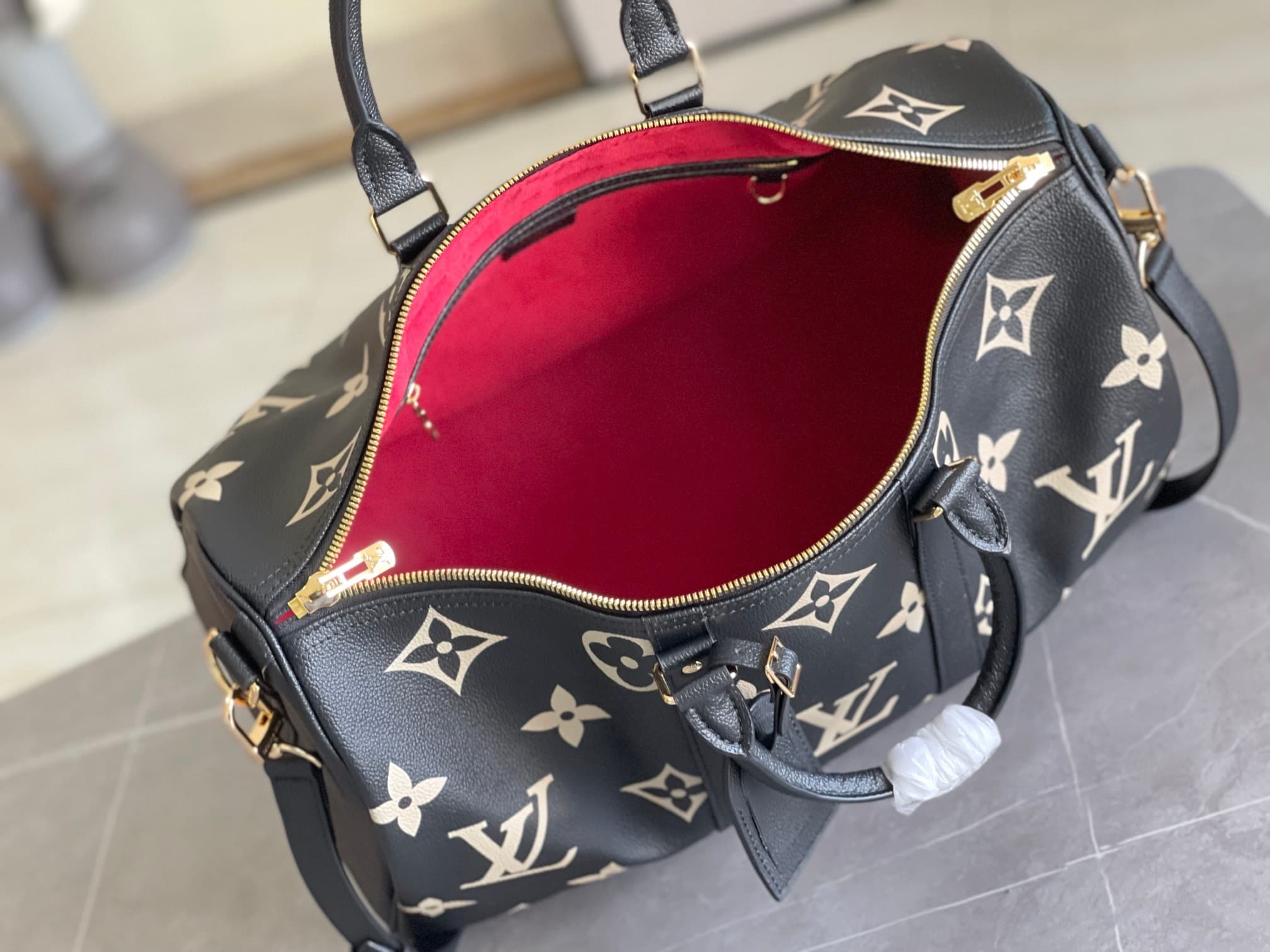 Louis Vuitton Keepall Bandoulière 45 Duffle Bag M46670