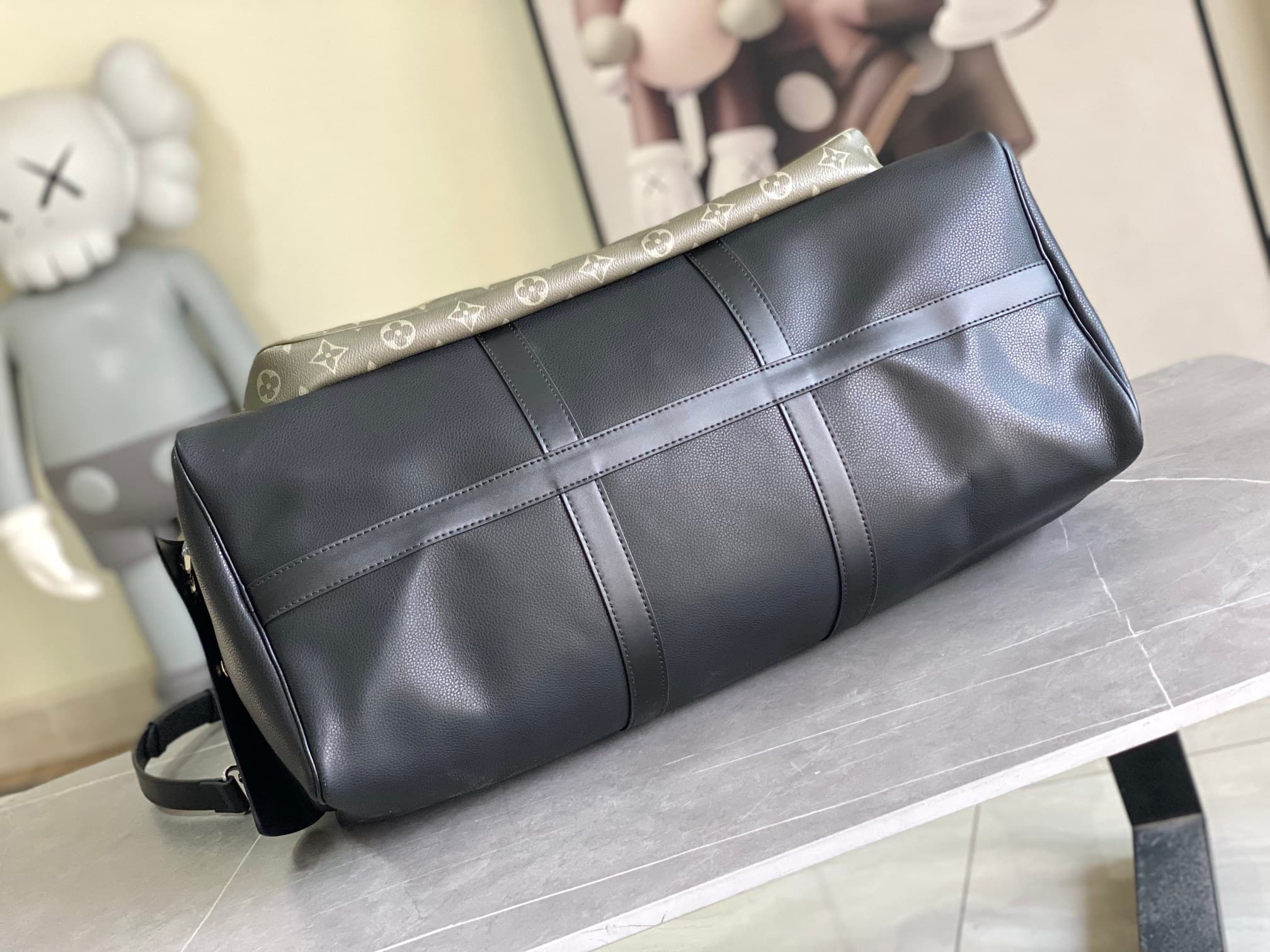 Louis Vuitton Keepall Bandoulière 50 Duffle Bag M12690