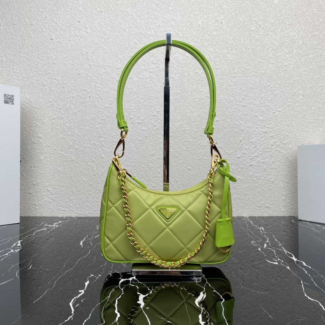 Prada Re-Edition 1995 Chaîne Re-Nylon mini-bag Light Green 1BC204