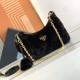 Prada Re-Edition 1995 Chaîne Re-Nylon mini-bag Faux Fur Black 1BC204