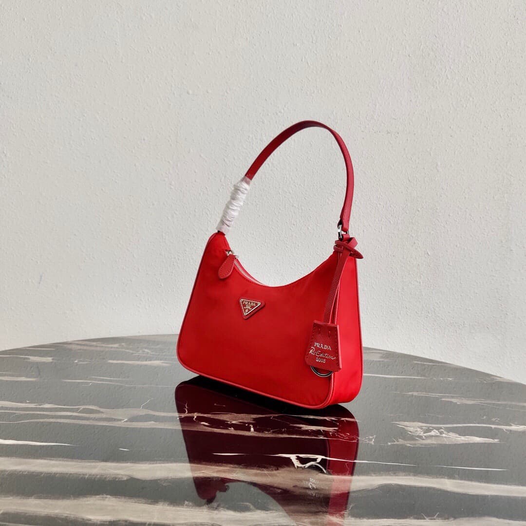 Prada Re-Edition 2005 Re-Nylon and Saffiano mini bag Red 1N204M