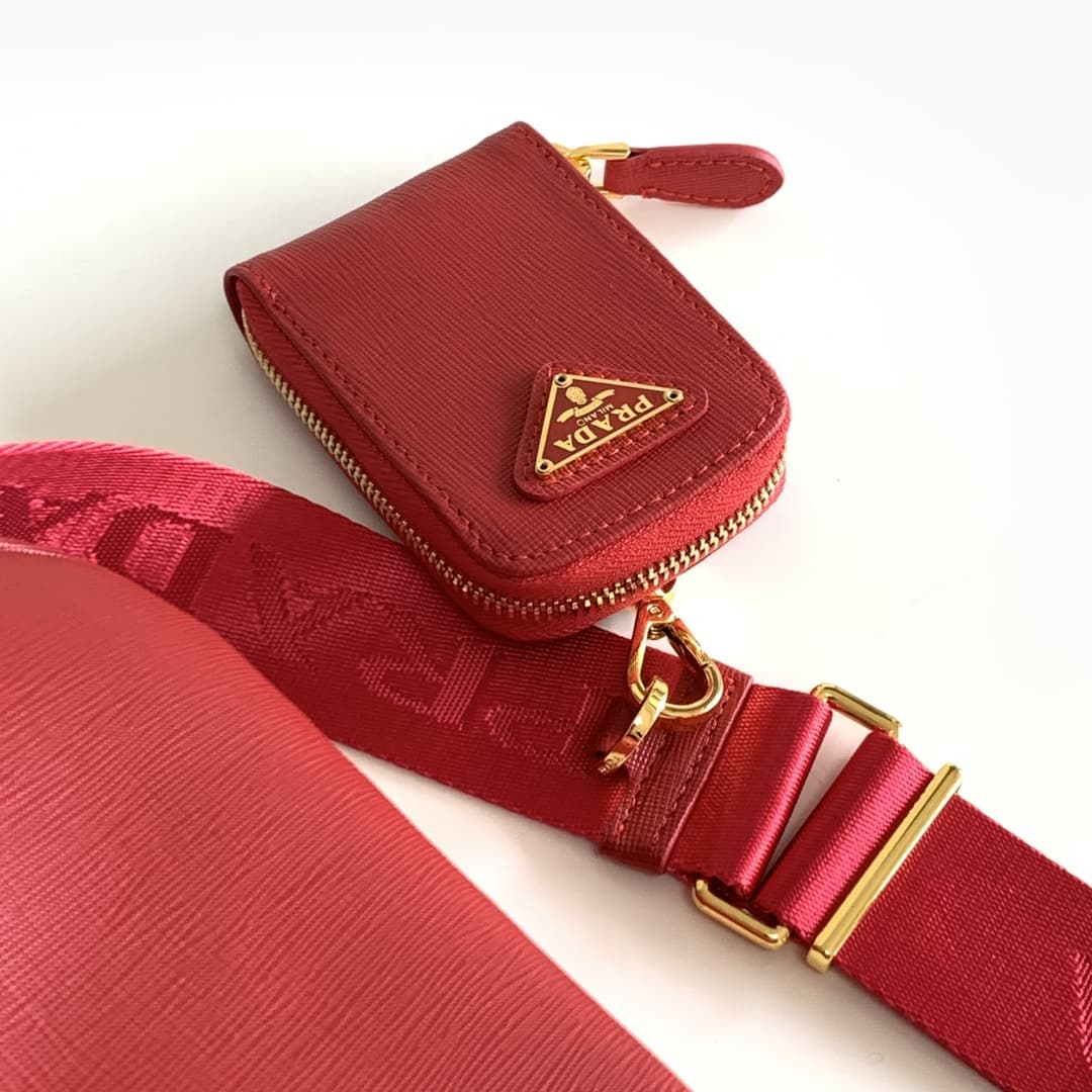 Prada Re-Edition 2005 Saffiano leather bag Red 1BH204