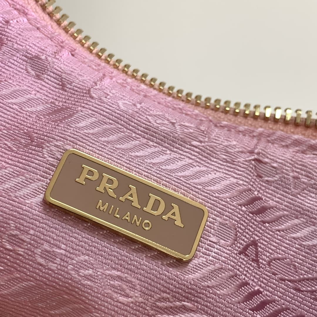 Prada Re-Edition 2005 Saffiano leather bag Pink1BH204