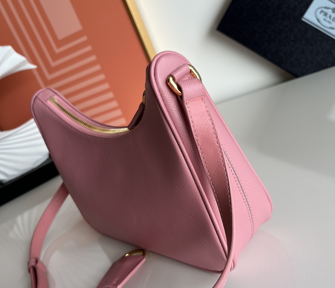 Prada Re-Edition Saffiano leather mini bag Pink 1BC204