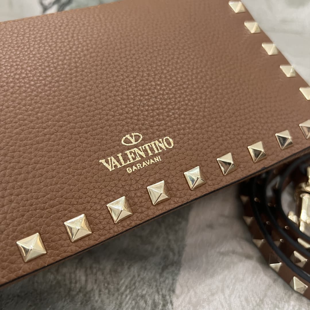 Valentino SMALL ROCKSTUD GRAINY CALFSKIN CROSSBODY BAG VA0013