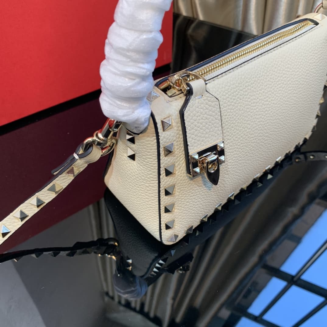 Valentino SMALL ROCKSTUD GRAINY CALFSKIN CROSSBODY BAG VA0012