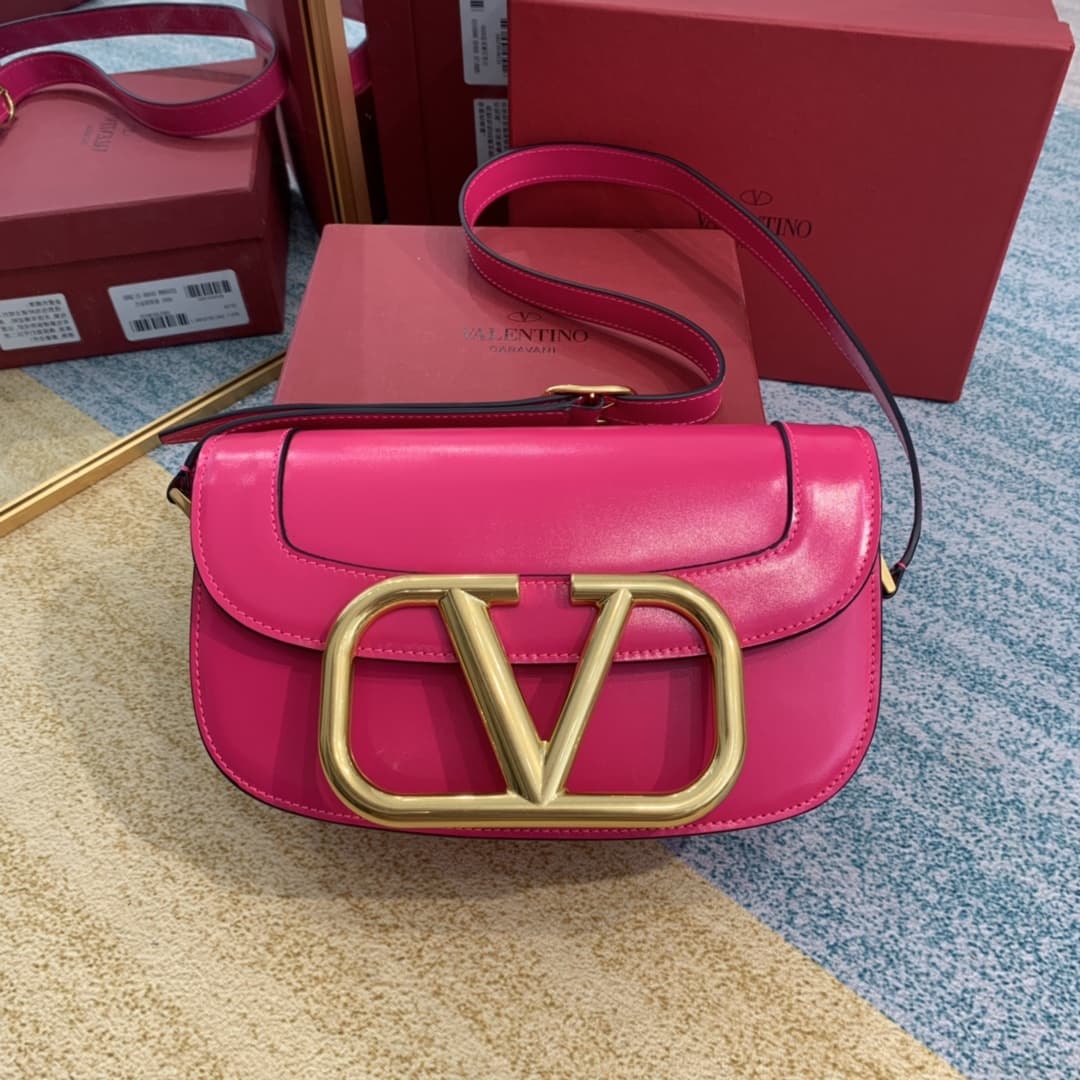 Valentino Garavani Smooth Calfskin Supervee Shoulder Bag VA0034