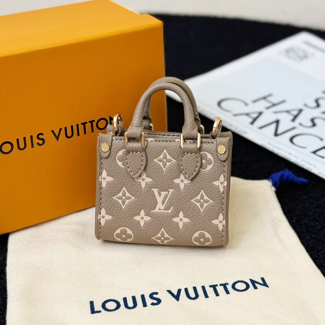 Louis Vuitton On The Go Micro Bag MBA0029