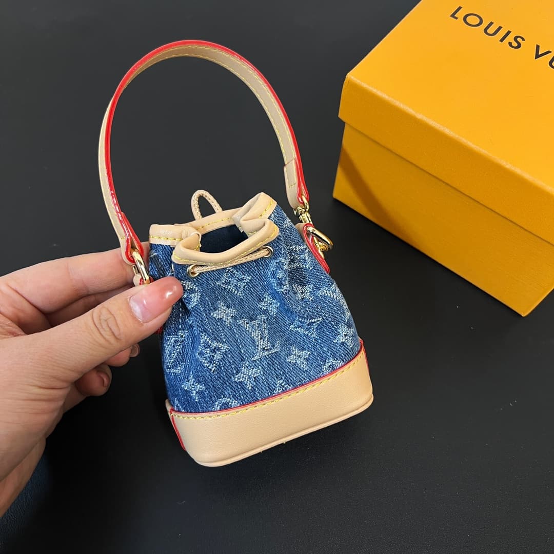 Louis Vuitton Micro Noé Bag Charm Key Holder MBA0032